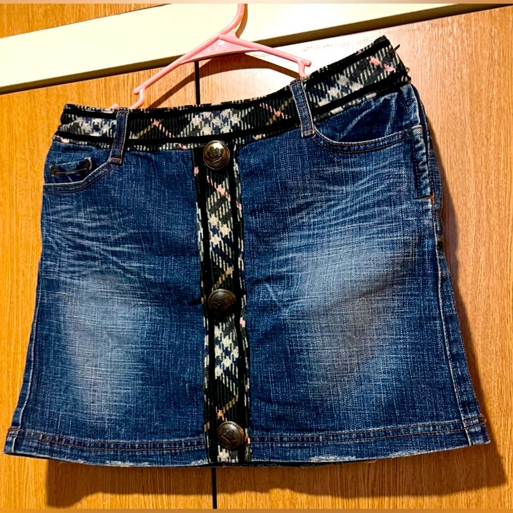 100% AUTHENTIC BURBERRY BLUE LABEL CHECK WOOL DENIM BIG BUTTON MINI SKIRTS JAPAN